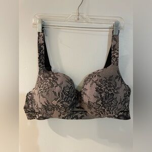 Cacique size 42 DD lightly lined balconette bra